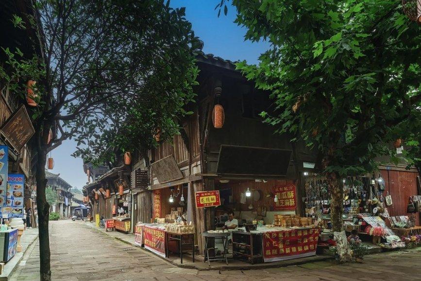 罗马vs萨勒尼塔纳首发:迪巴拉、卢卡库先发,沙拉维、博维出战